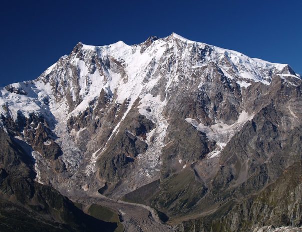 1200px-Monte_Rosa_east_face